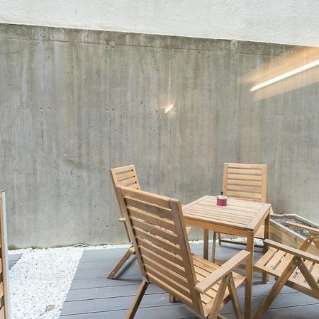Peaceful Basement Apartment With Terrace & Free Gym ブダペスト エクステリア 写真